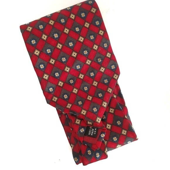 Pierre Balmain Couture Vintage Red 100% Silk Geometric Floral Tie - Picture 4 of 10